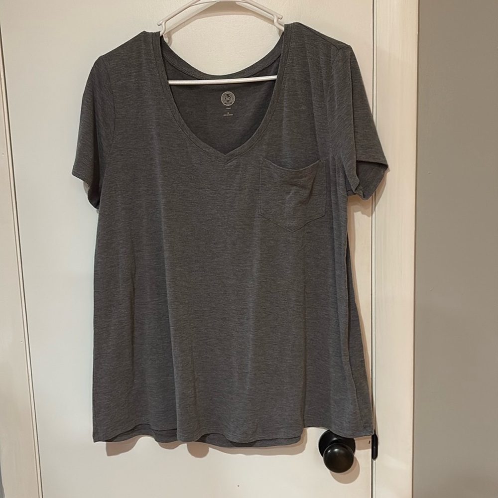 Medium gray t shirt relaxed fit